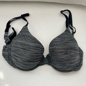 Victoria’s Secret bra